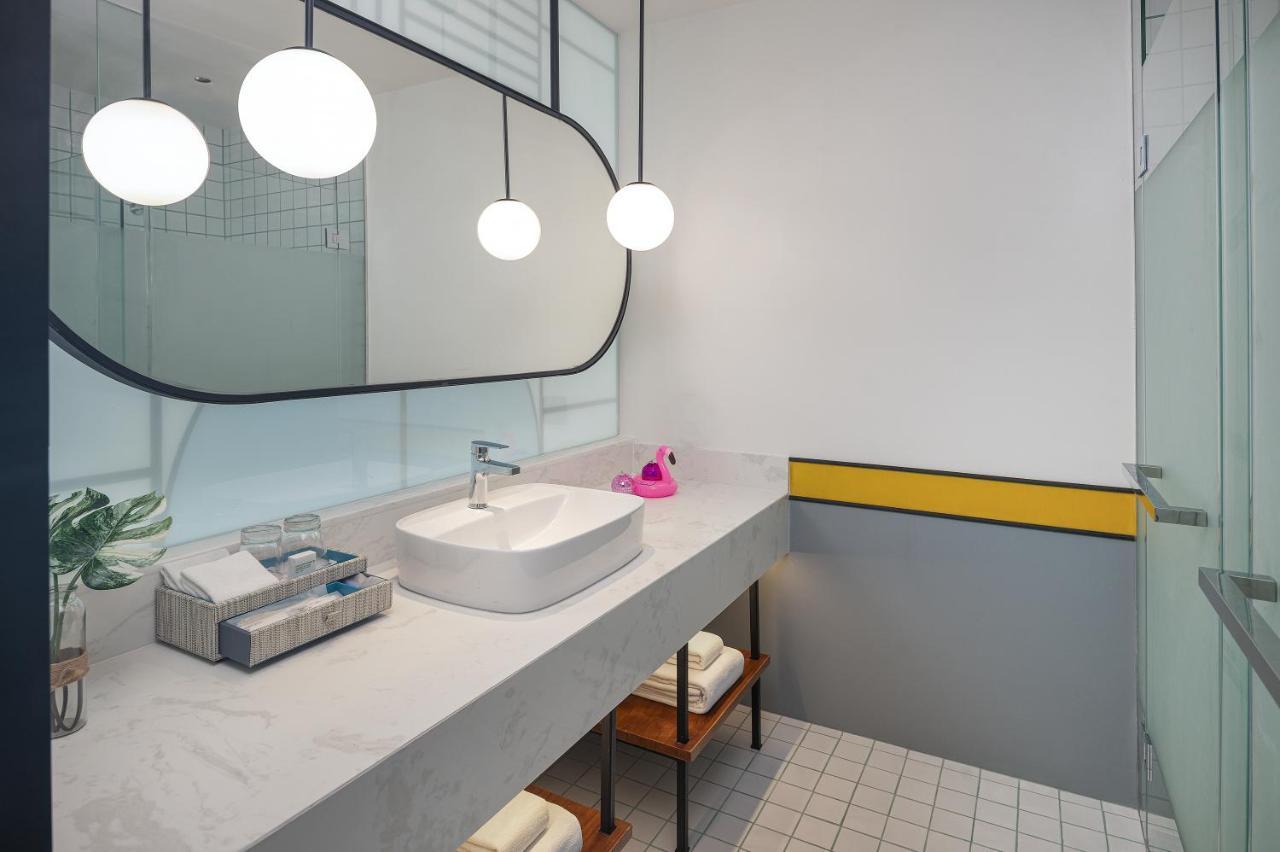 Avani Chaweng Samui Hotel & Beach Club - Adults Only Экстерьер фото Bathroom